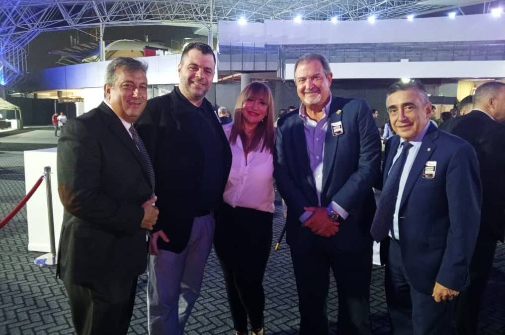 Presidenta de AIFEM presente en inauguración de Expo-Canidra