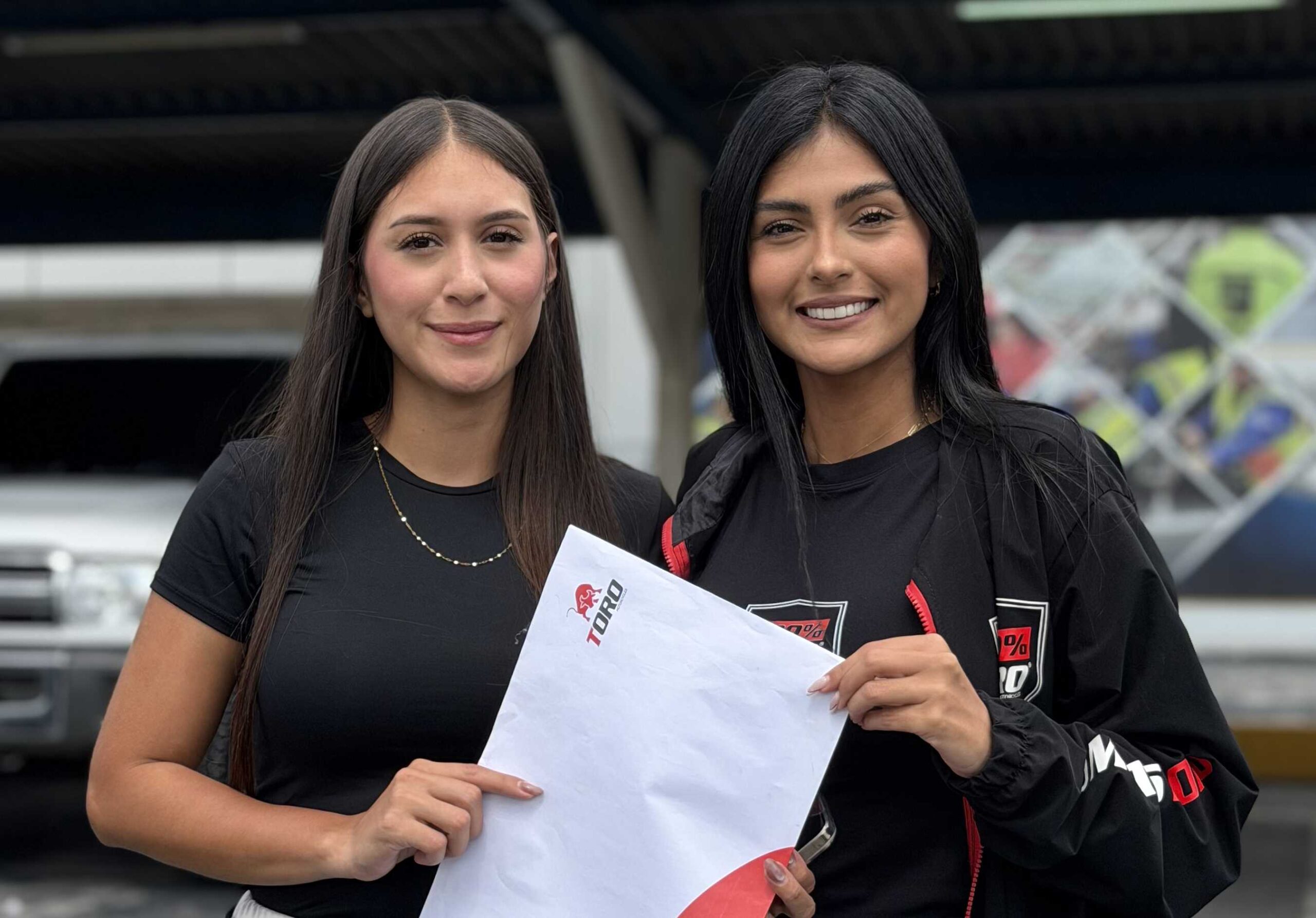 Toro dona para la seguridad